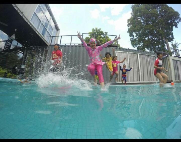 Kecabin Malacca Luaran gambar